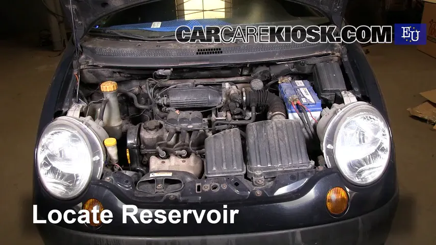 2001 Daewoo Matiz SE 0.8L 3 Cyl. Windshield Washer Fluid Add Fluid